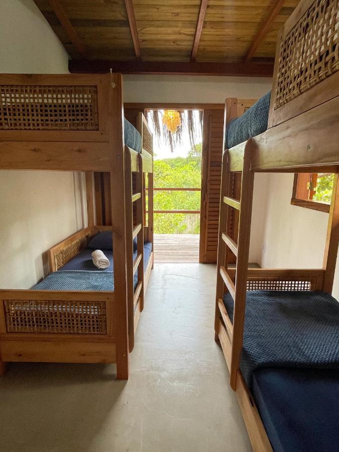 Cama em Dormitório Feminino com 4 Camas